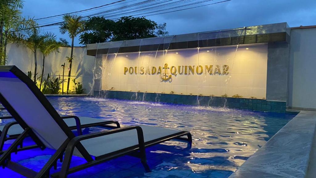 Pousada Aquino Mar内部或周边的泳池