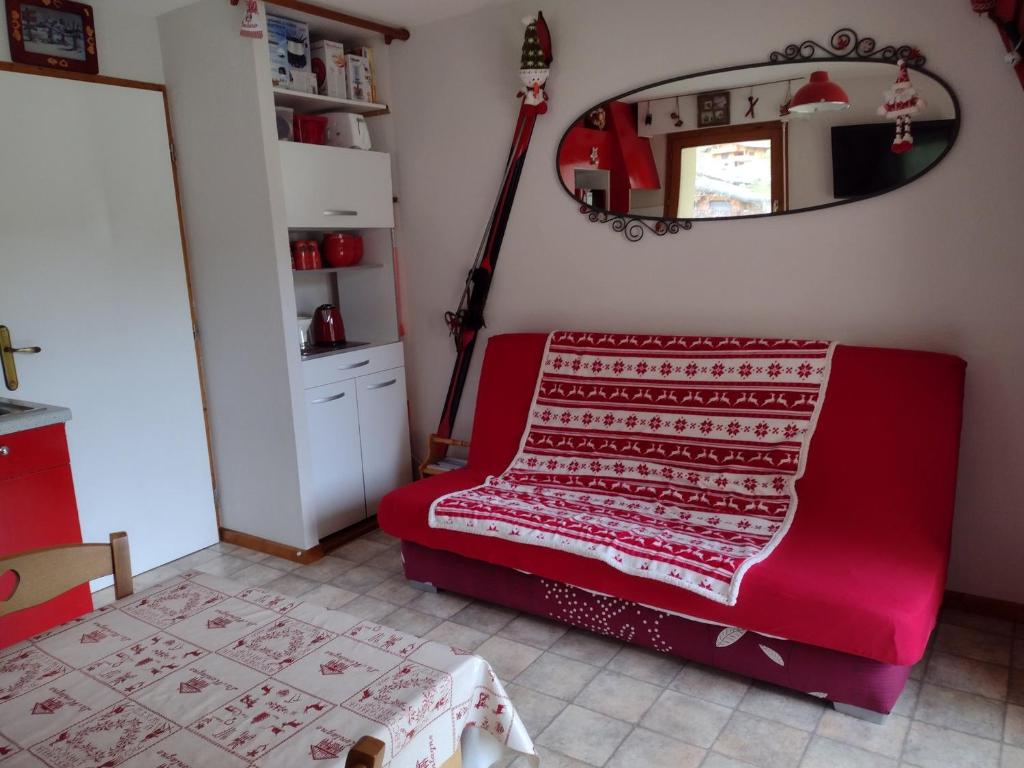 Appartement Châtel, 2 pièces, 4 personnes - FR-1-198-88的休息区