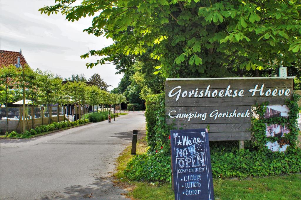 ScherpenisseCamping Gorishoek的路旁露营场所的标志