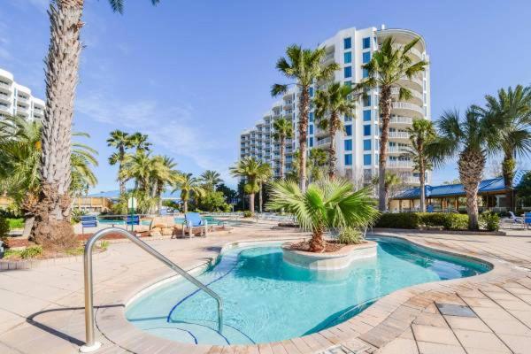 Marvelous 9th Floor Condo Gulf, Pool &amp; Sunset View内部或周边的泳池