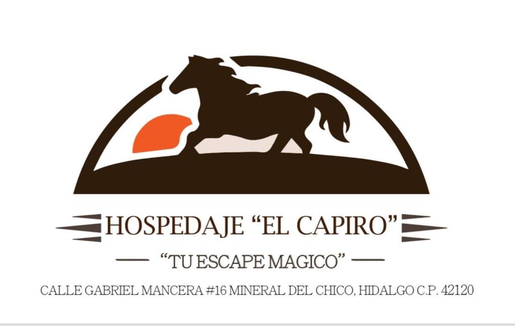 小米内拉尔EL CAPIRO的山前跑马的标志