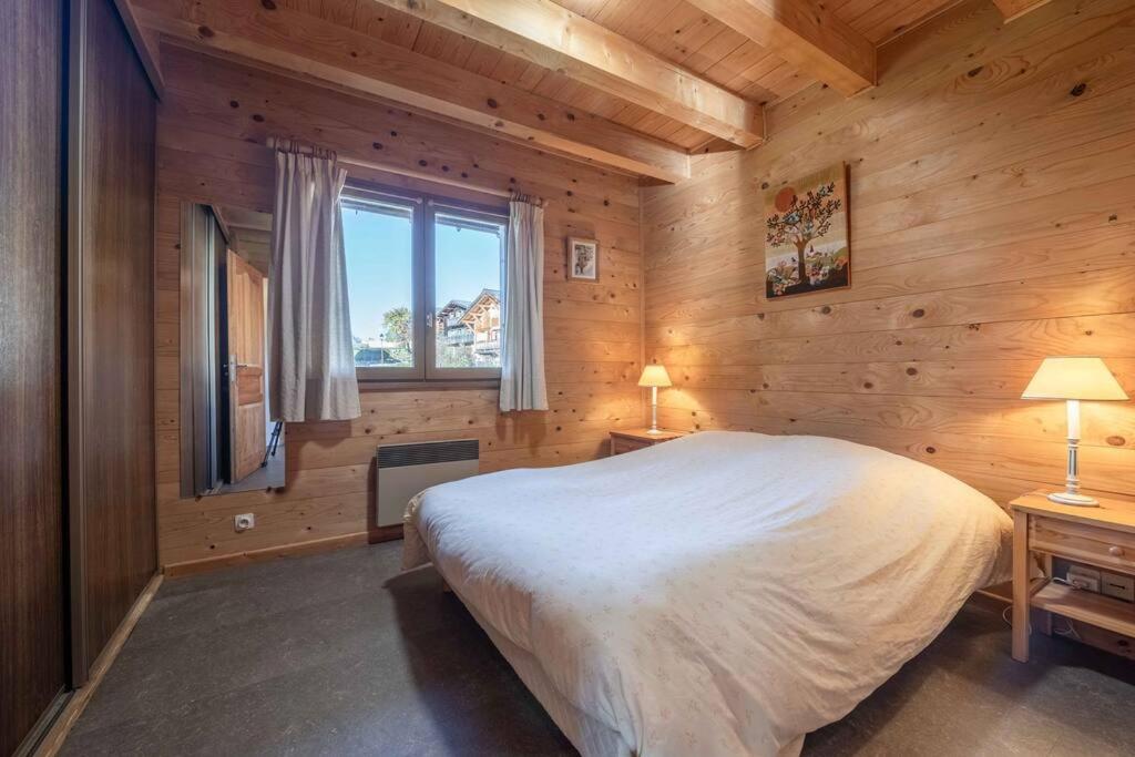 Chalet de vacances Les Contamines-Montjoie&#x5BA2;&#x623F;&#x5185;&#x7684;&#x4E00;&#x5F20;&#x6216;&#x591A;&#x5F20;&#x5E8A;&#x4F4D;