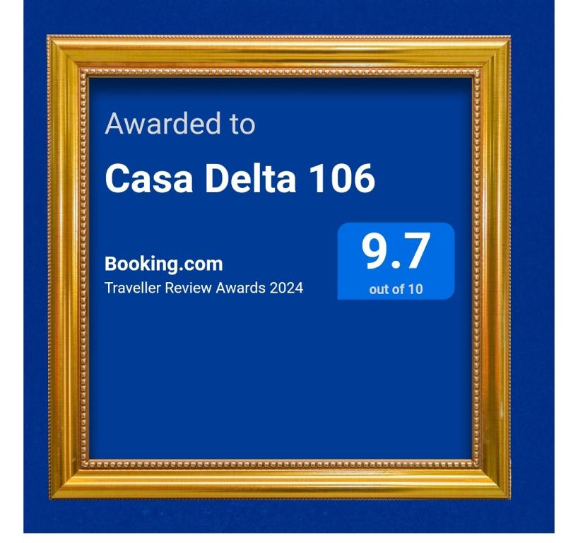 圣格奥尔基Casa Delta 106的蓝色背景的金色画框