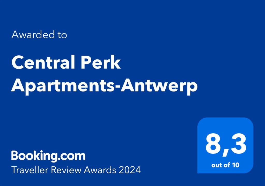 安特卫普Central Perk Apartments-Antwerp的蓝色标志,文字上标有中央贴纸公寓