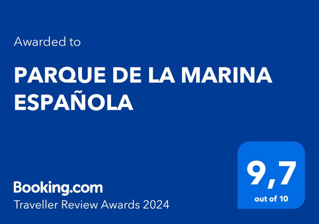 萨莫拉PARQUE DE LA MARINA ESPAÑOLA的蓝色长方形与玛利亚娜娜娜的词