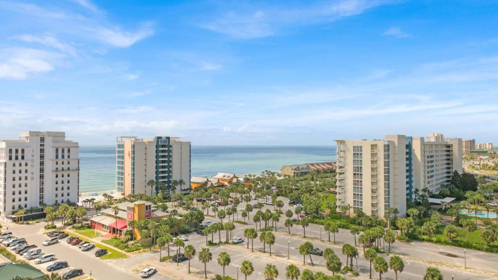 海景或在度假屋看到的海景