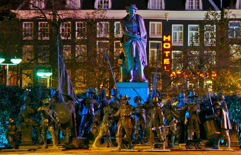 入住Amsterdam Rembrandt Square city center Hotel的客人