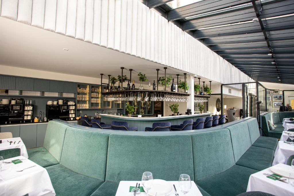 LMS - La Maison Suisse - Döttingen餐厅或其他用餐的地方