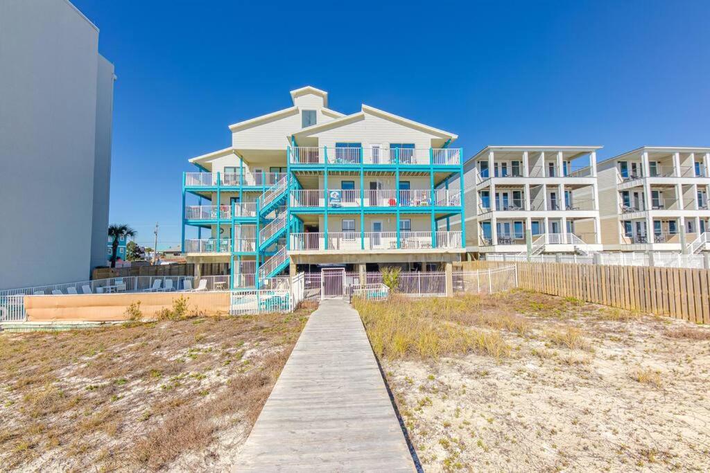 Comfy Condo ~ Steps away from the beach!平面图