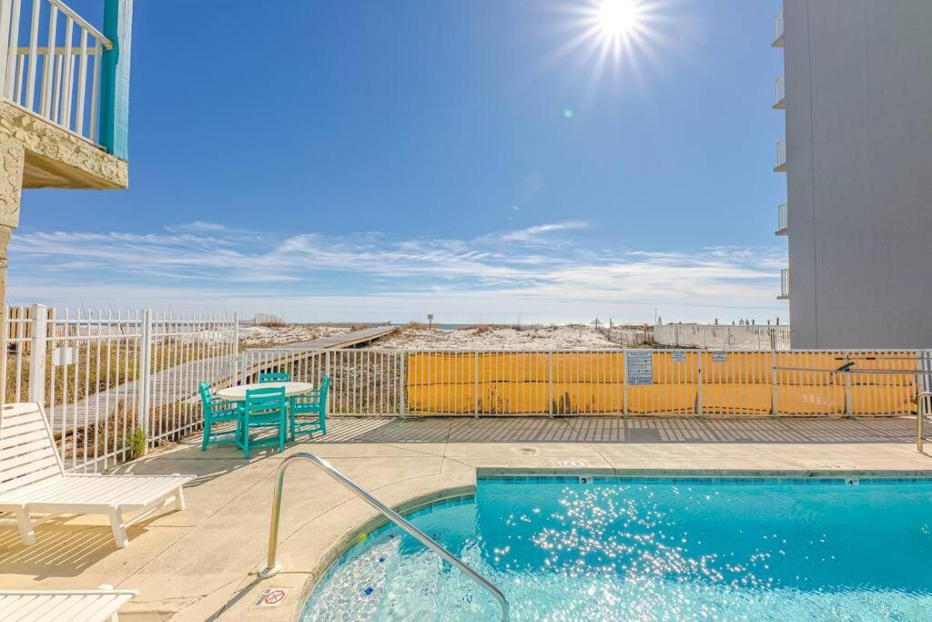 Comfy Condo ~ Steps away from the beach!平面图