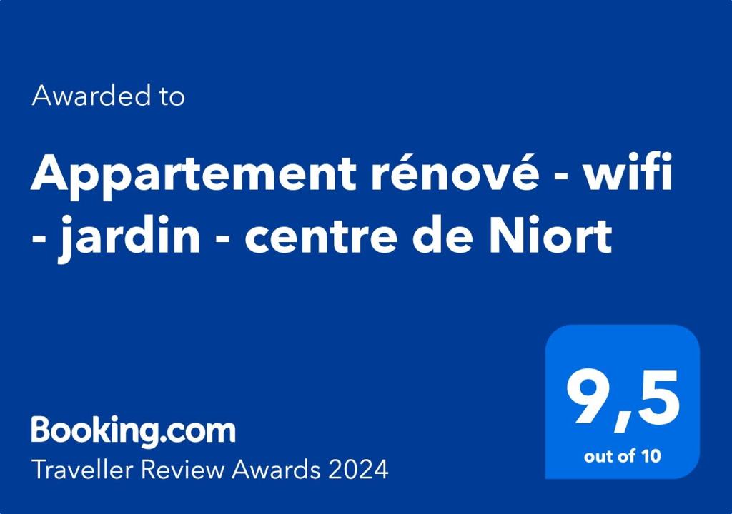 尼奥尔Appartement rénové - wifi - jardin - centre de Niort的一种蓝色的标志,上面写着与janin中心脱落的协议