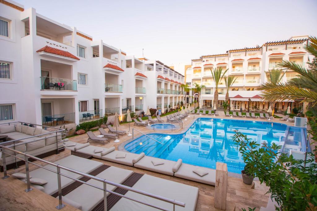 阿加迪尔阿加迪尔提姆雷酒店及Spa的游泳池的图片