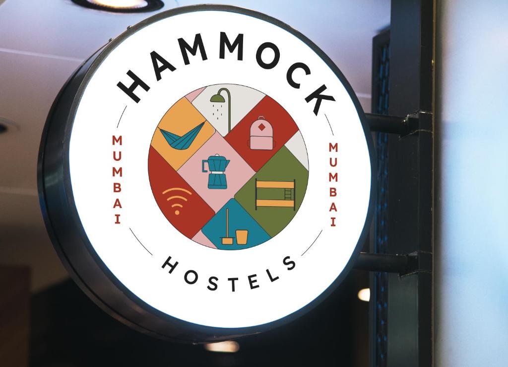 孟买Hammock Hostels - Bandra的香菇医院的标志
