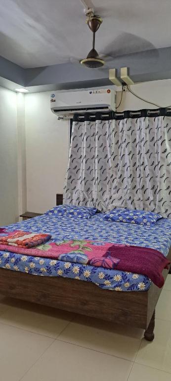 Rudra house 2客房内的一张或多张床位