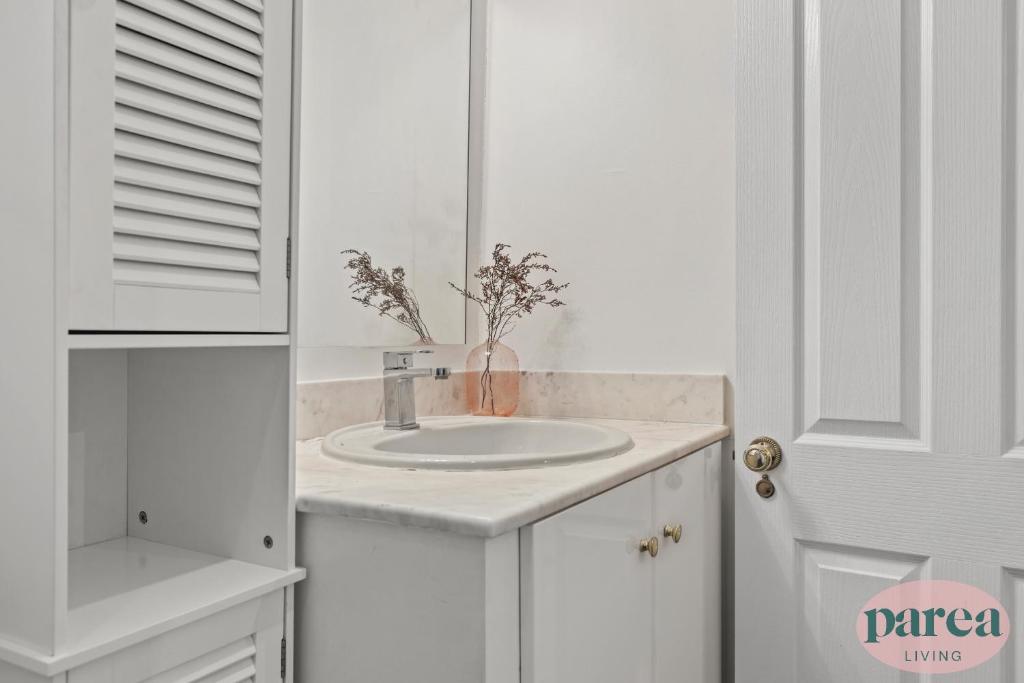 Parea Living - South Kensington, Elegant 1-Bedroom Flat, WFH Desk平面图