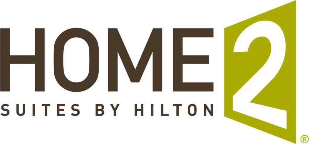 辛辛那提Home2 Suites By Hilton Cincinnati Eastgate的各宗教医疗诊所的标志