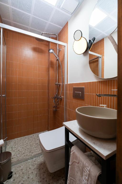 Saye Konak Hotel &#39; Kaleiçi&amp;Oldtown&#39;的一间浴室