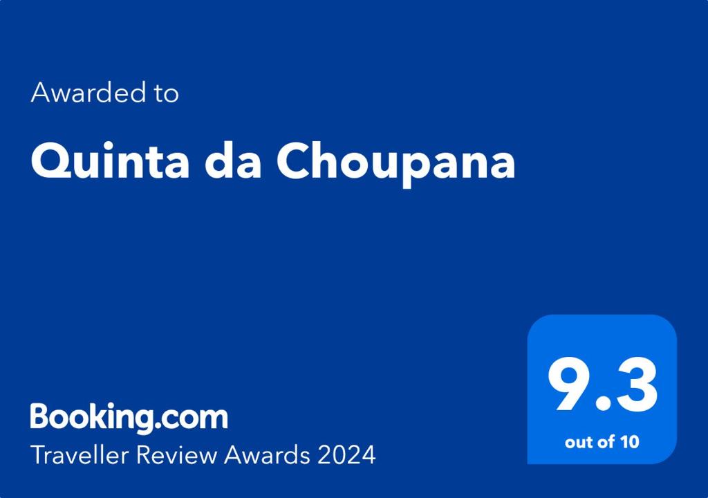 托马尔Quinta da Choupana的蓝色长方形,有奇瓦瓦的 ⁇ 丽拉