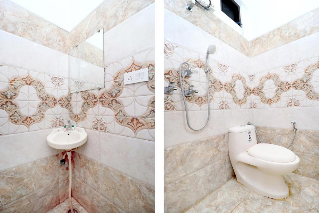 阿姆利则Shiv Shankar Guest House的浴室的两张照片,配有卫生间和水槽