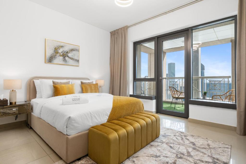 Luxury Studio, 29 Boulevard near Burj Khalifa Downtown - Chalet Homes客房内的一张或多张床位