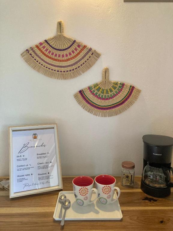 Casa Yami Lodge的咖啡和沏茶工具