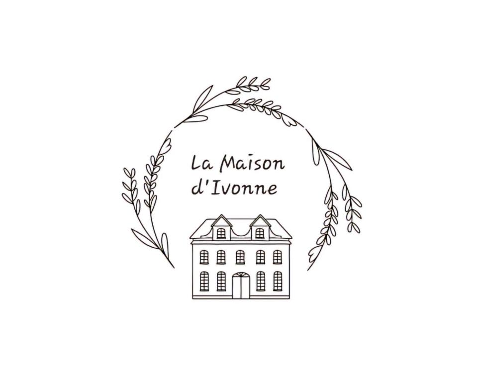 AntónLa Maison d' Ivonne的花环和房子