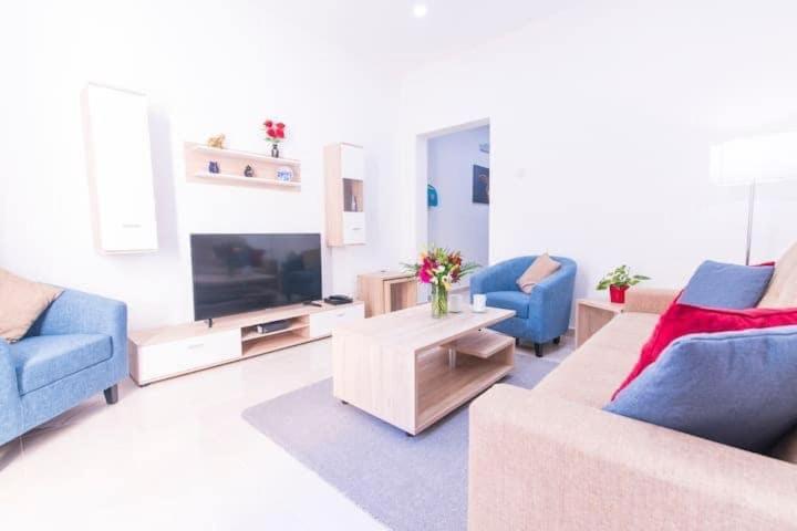 Gzira Centre Apartment - Close to the Sea平面图