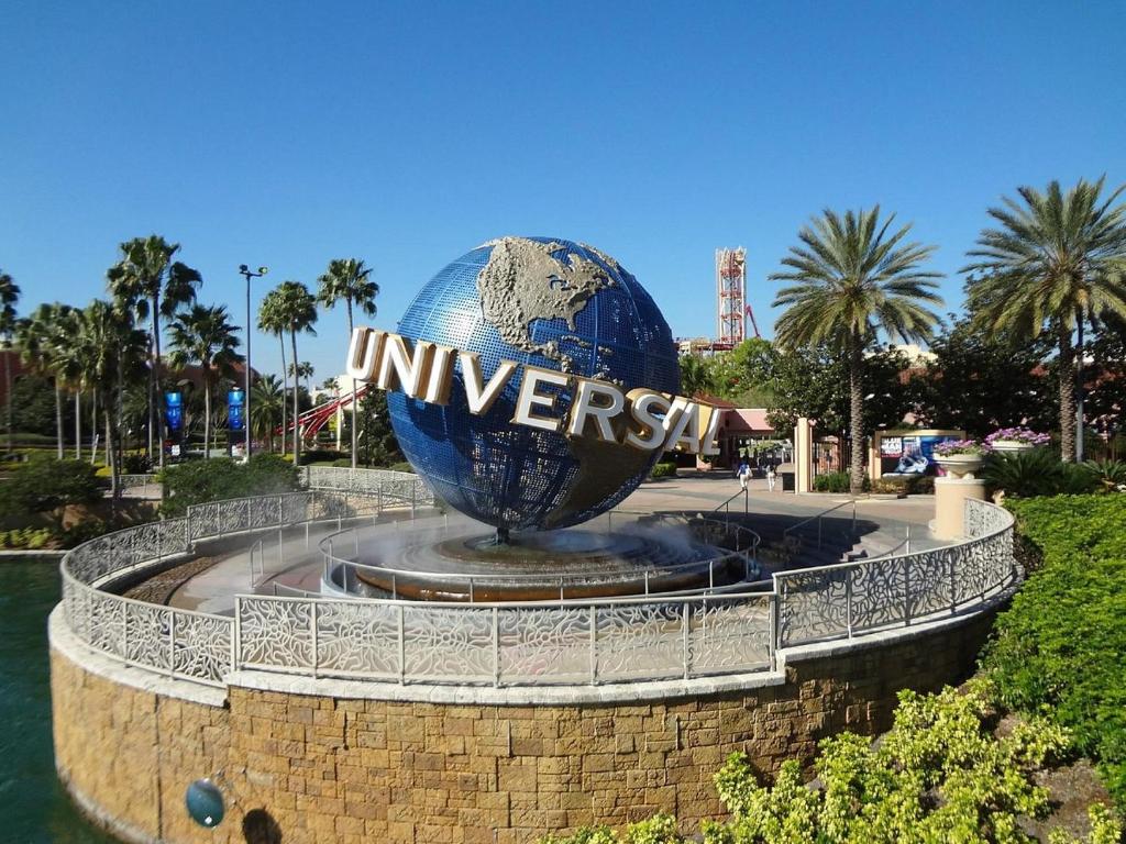 Luxury 3bd, 2bath, universal studios平面图