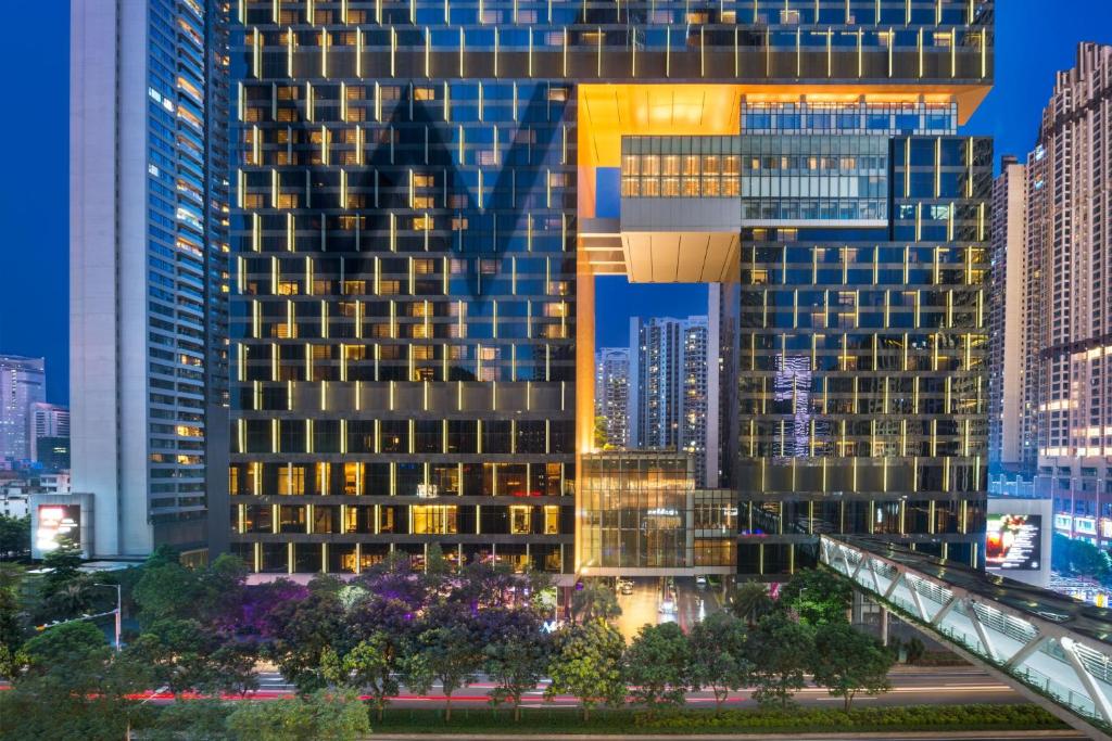 广州W Guangzhou的城市高层建筑的景观
