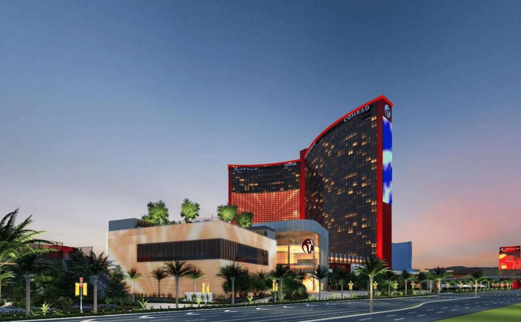 拉斯维加斯Las Vegas Hilton at Resorts World的前方有街道的建筑物的 ⁇ 染