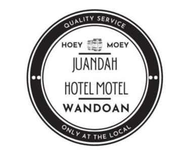 WondoanJuandah Hotel Motel的黑白标志,用于旅馆汽车旅馆的战士