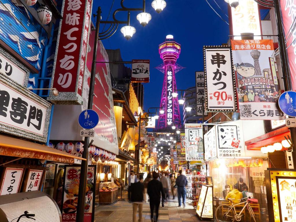 大阪景观或在酒店看到的城市景观