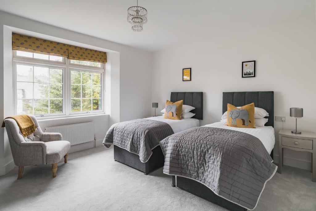 Crossriggs- Beautiful Detached Home客房内的一张或多张床位