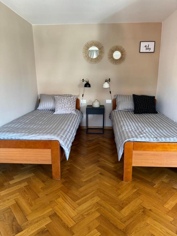 Leone apartments with free parking客房内的一张或多张床位
