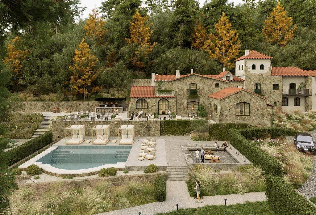 拉库布蕾Casa Toledo的一座带游泳池和房子的庄园