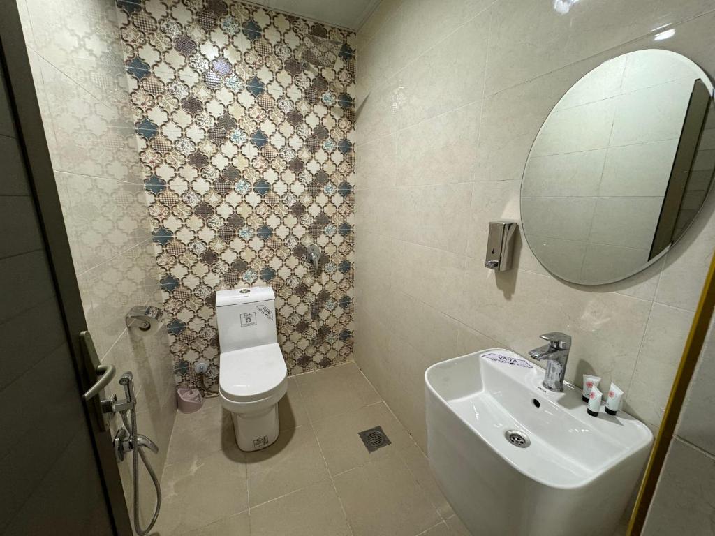 SAFIR BAGHDAD HoTEL的一间浴室