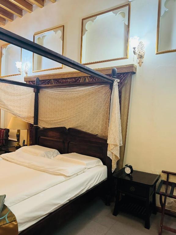 Heritage Home Guest House客房内的一张或多张床位