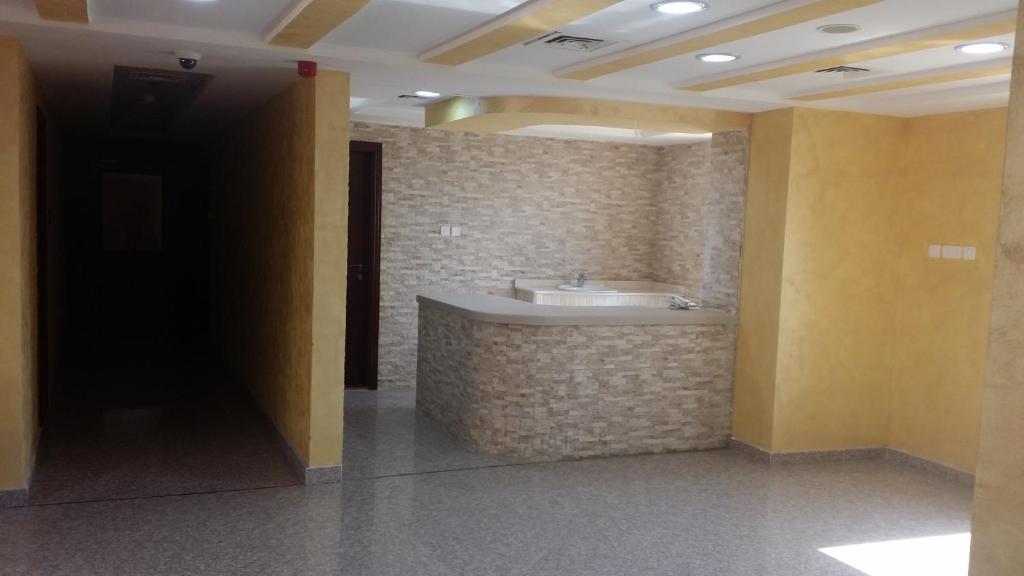 阿尔布亚米阿里亚那酒店的客房内的盥洗盆浴室
