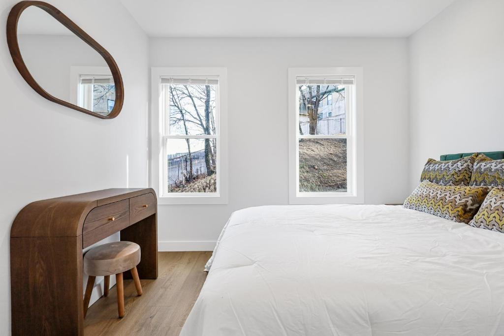 3BR2Bth MIT Harvard TD Garden BOS 2 Parking Spaces客房内的一张或多张床位