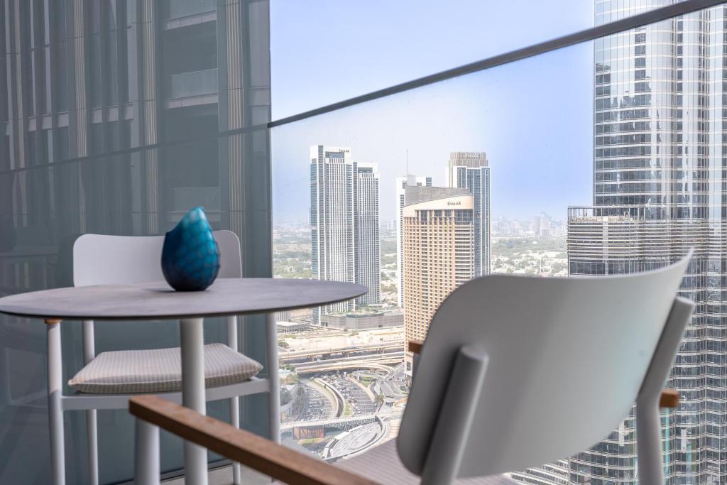 Address Residences Dubai Opera - Burj Khalifa City Views 1, 2, &amp; 3-Bedroom Apartment 1 minute walk to Burj Khalifa, Dubai Mall, Dubai Fountain by Heaven Crest平面图
