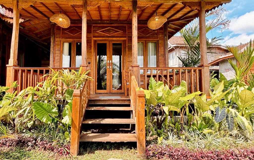 Jagadhita Villas Ubud Bali外面的花园