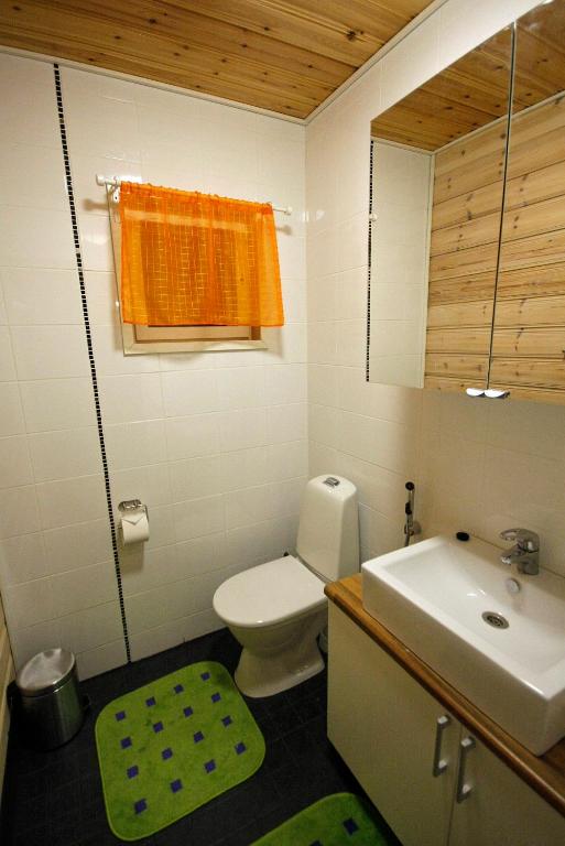 哈提图维特山林小屋的一间浴室