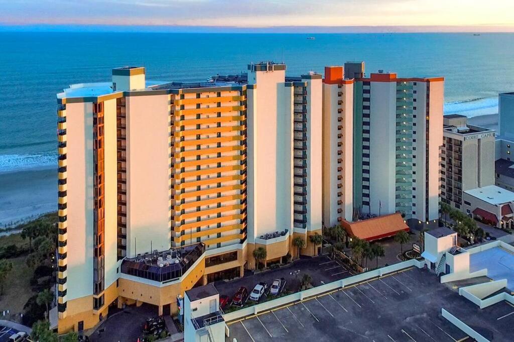 海景或在公寓看到的海景