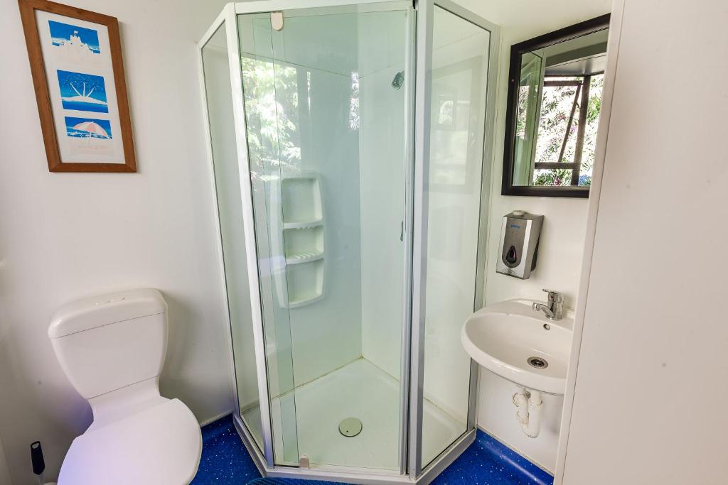 Ivorytowers Accommodation的一间浴室