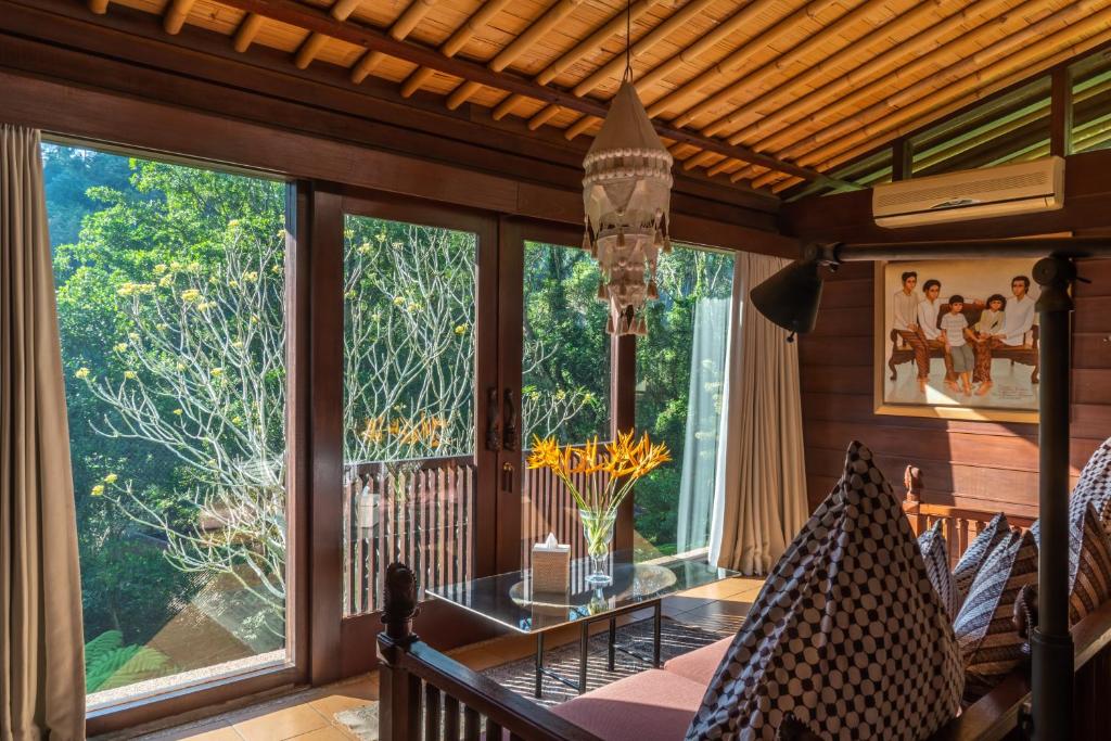 Dua Dari, a Residence by Hadiprana的阳台或露台