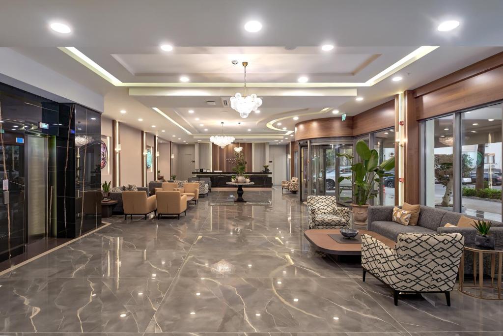 Elysee Rive Hotel的休息区