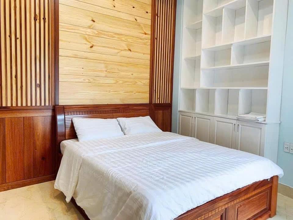 NHỚ House IV客房内的一张或多张床位