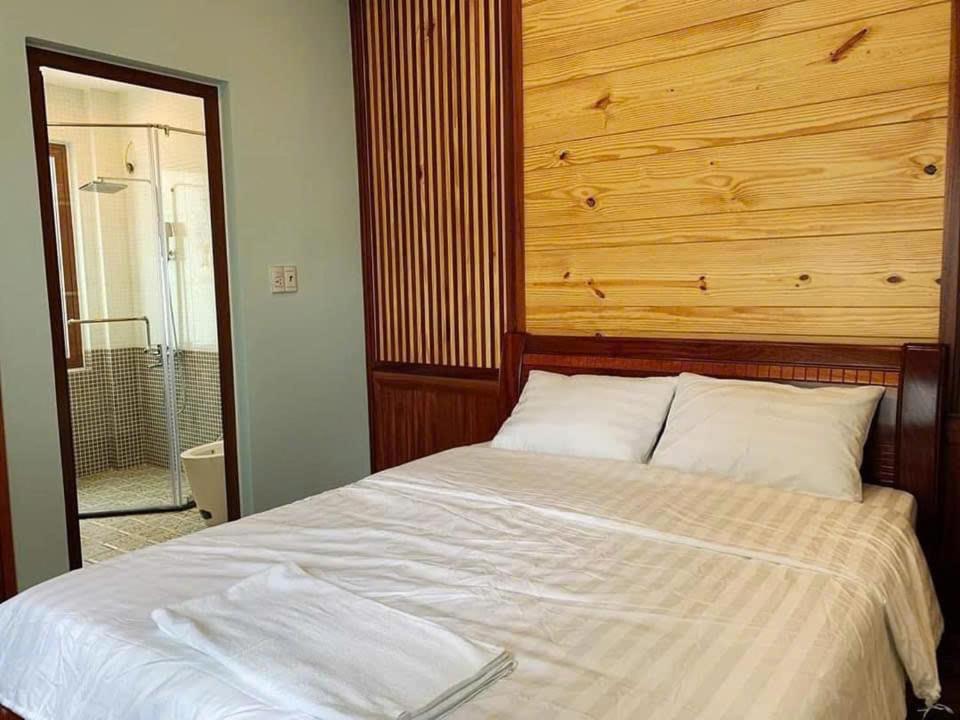 NHỚ House IV客房内的一张或多张床位
