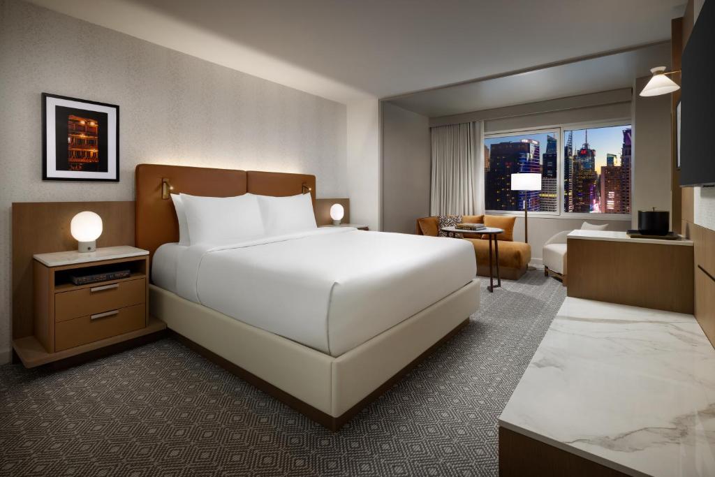 Hyatt Regency Times Square客房内的一张或多张床位