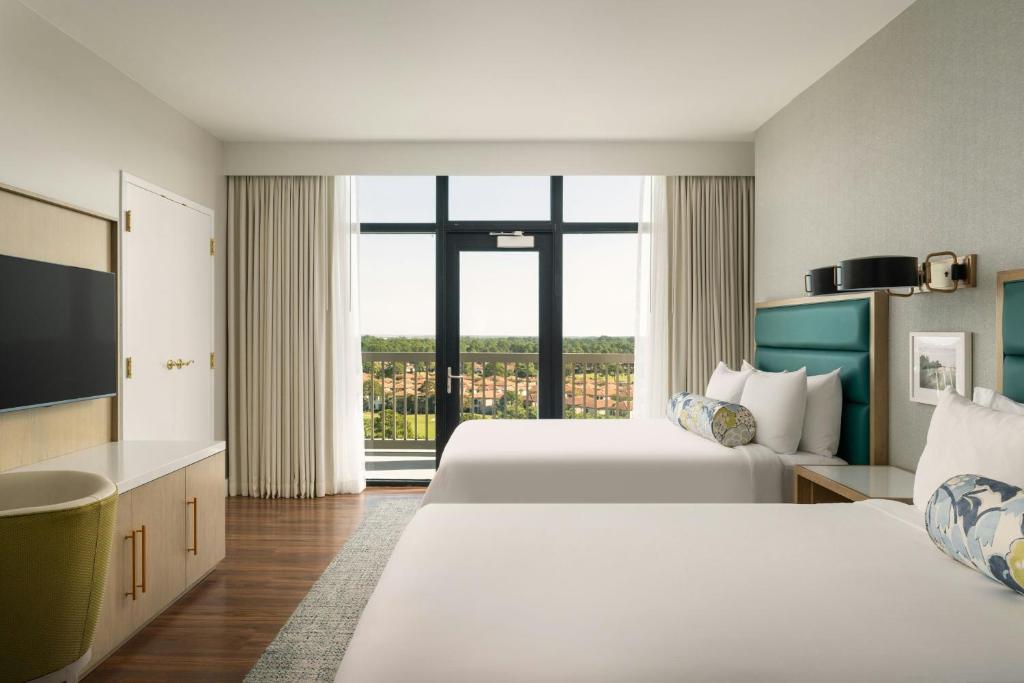 Hotel Effie Sandestin Resort, Autograph Collection客房内的一张或多张床位